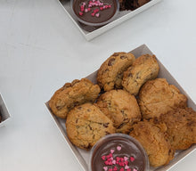Load image into Gallery viewer, Valentines cookies