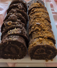 Load image into Gallery viewer, Brownie Yule log