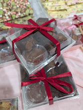 Load image into Gallery viewer, Christmas brownies

