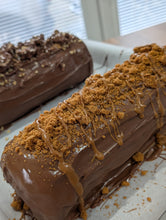 Load image into Gallery viewer, Brownie Yule log
